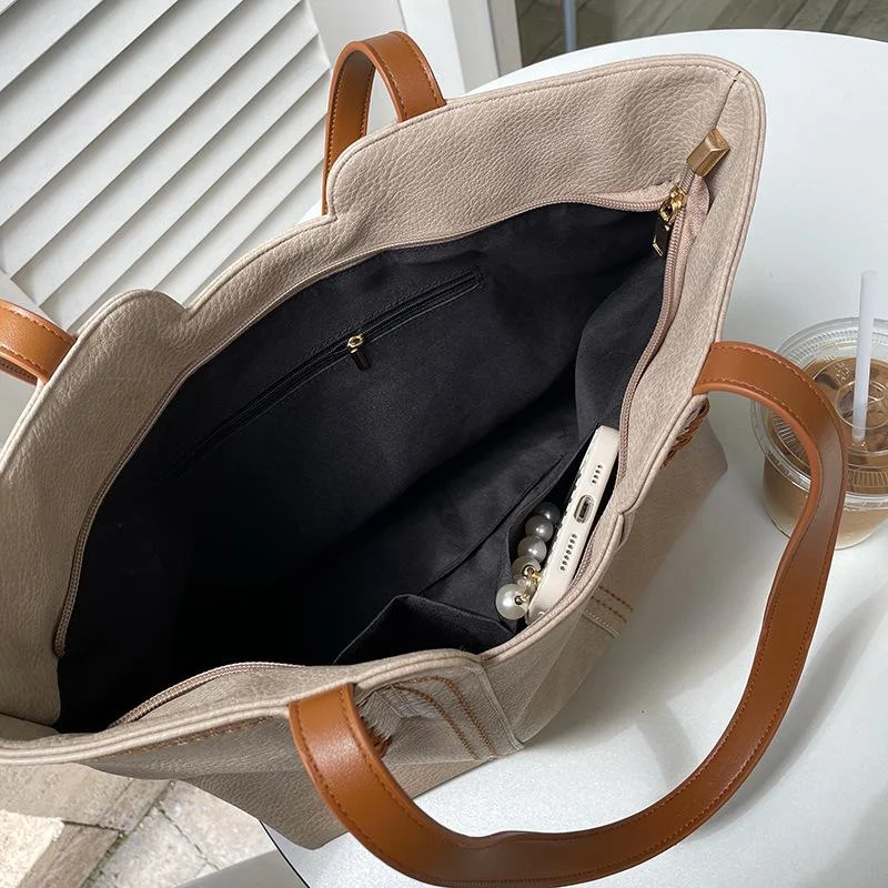 New Fashion Atmosphere Simple Tote Bag Retro Large Capacity Shoulder Portable Commuter Bag Women