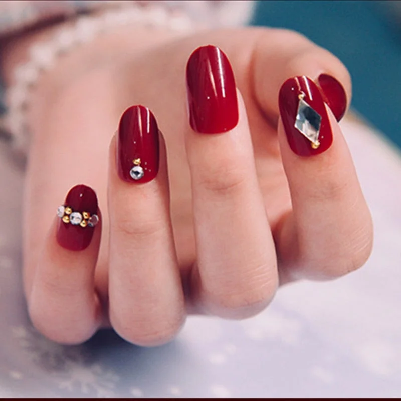 Red Press On Nails With Designs 24pcs/set Gold Cady Glitter Color  Fake Nails With Glue Short Full Nail Tips Hybrid Nail TY-Nail Inspo