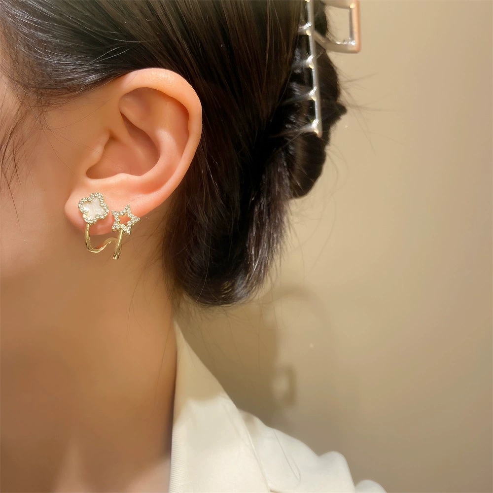 Clover Star Zirconia Gold-Plated Earrings