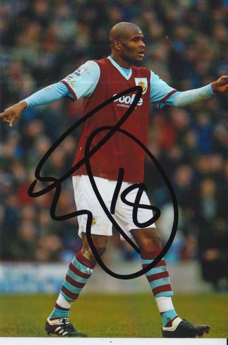 BURNLEY HAND SIGNED LEON CORT 6X4 Photo Poster painting.