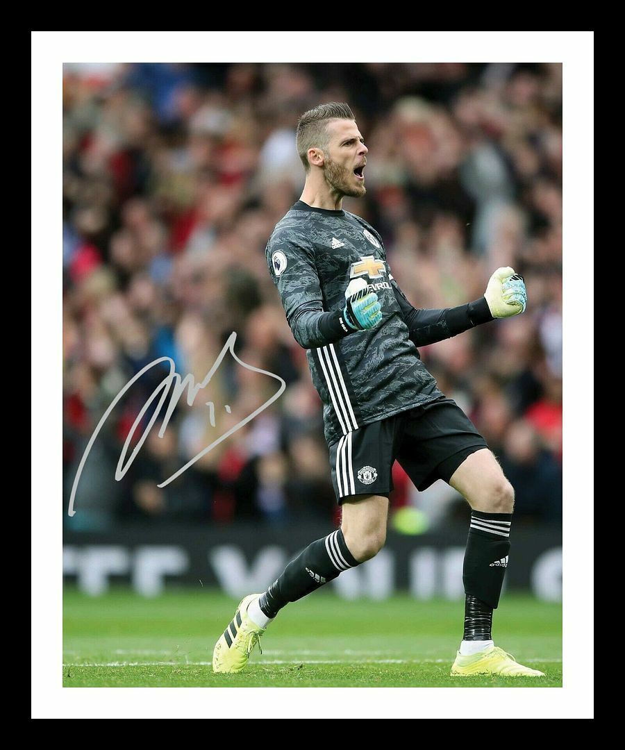 David De Gea - Manchester United Autograph Signed & Framed Photo Poster painting 2