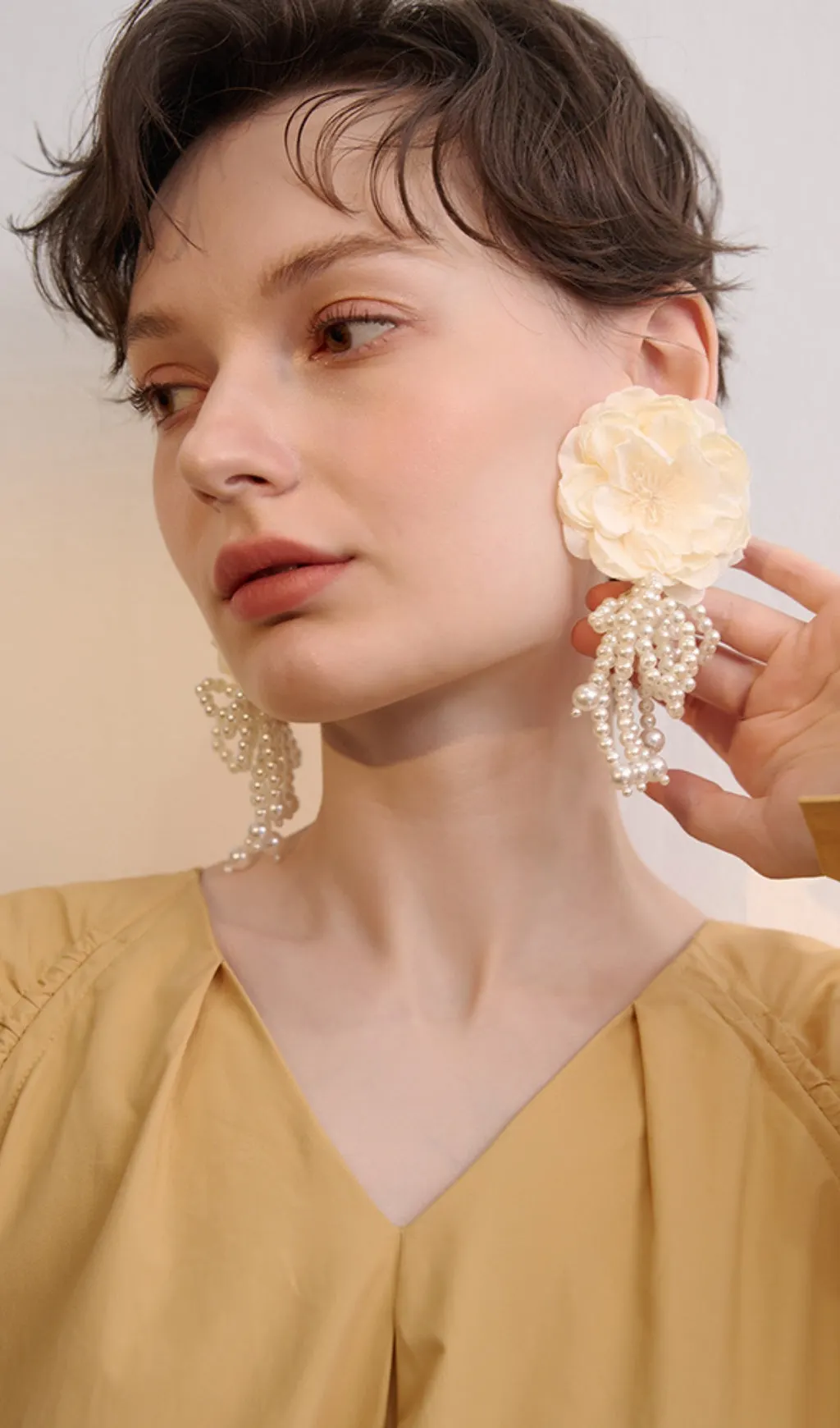 Fashionslee Women Annick Flower Petals Acrylic Earrings