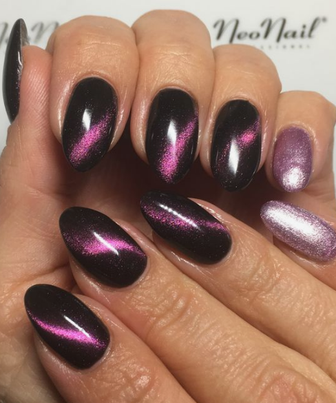 Black and Pink Cat Eye Nails for a Elegant Statement