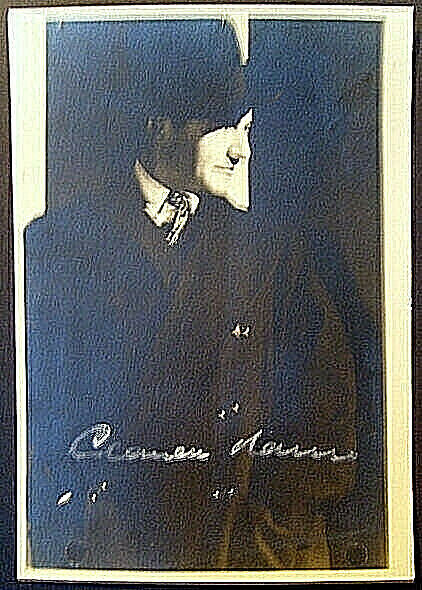 CLAUDE RAINS (THE INVISIBLE MAN) EARLY HAND SIGN AUTOGRAPH Photo Poster painting (CLASSIC)