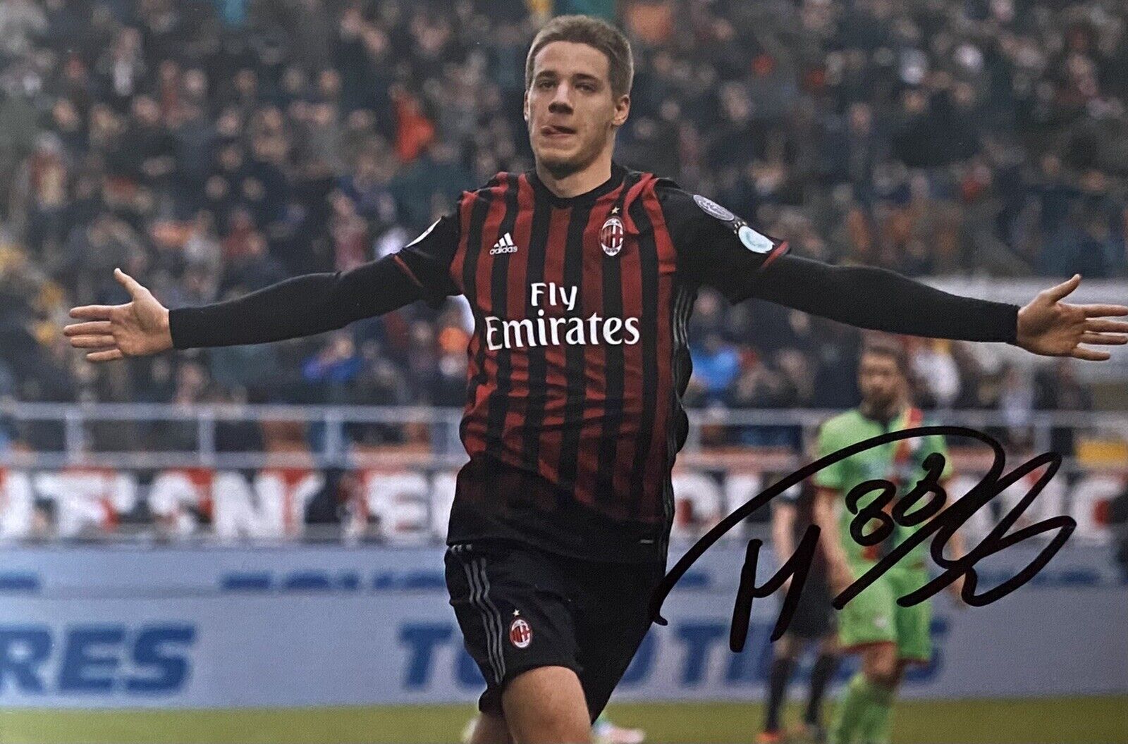 Mario Pasalic Genuine Hand Signed AC Milan 6X4 Photo Poster painting