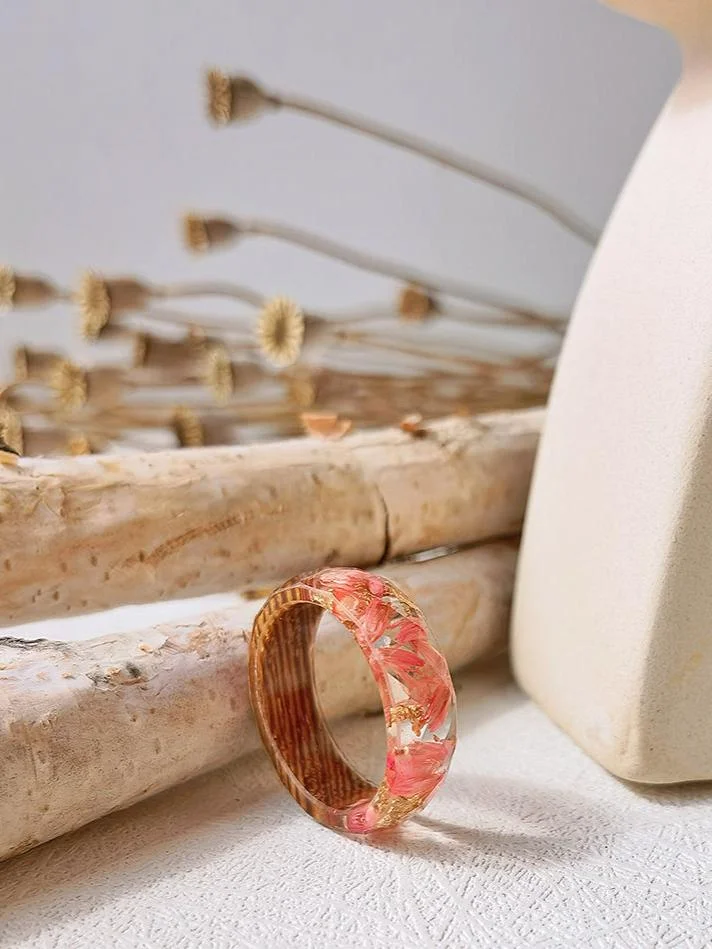 Handmade Dried Flower Inlaid Resin Ring-Gold foil