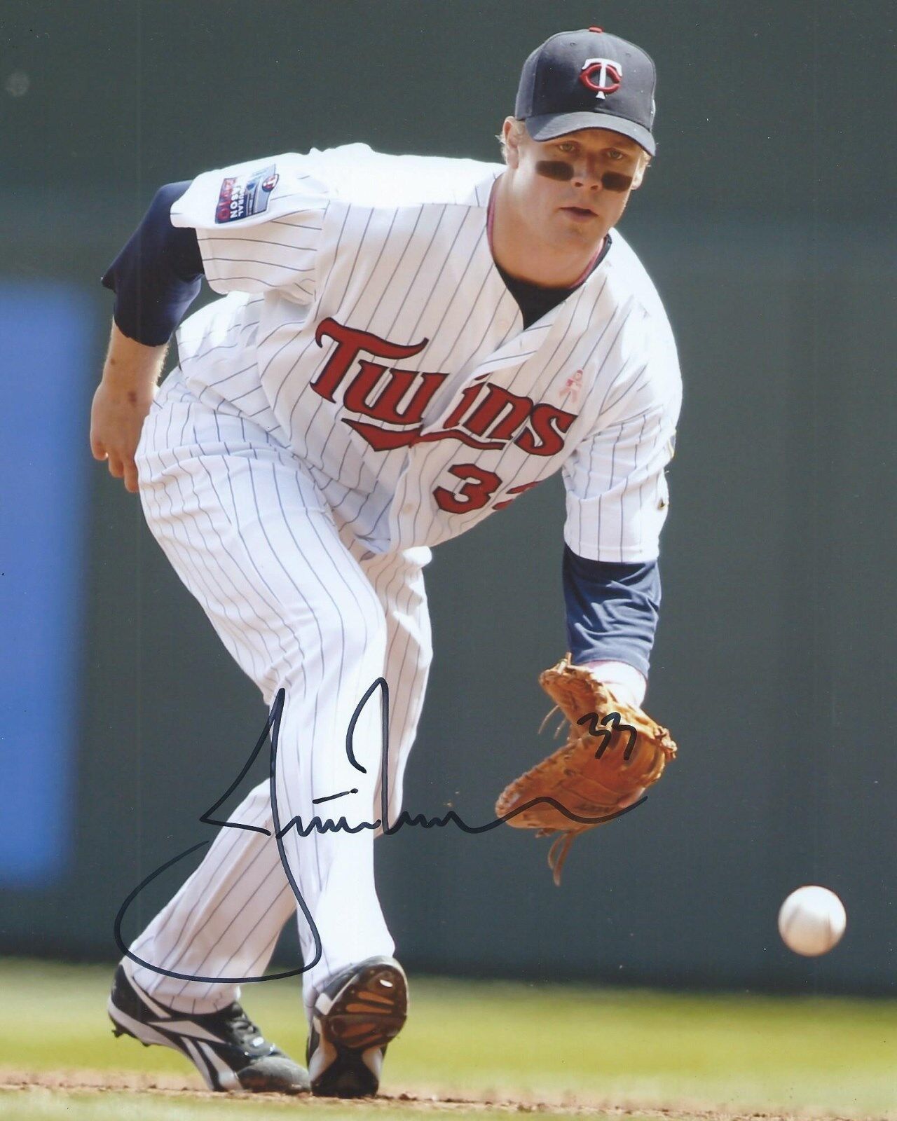 Justin Morneau Signed 8×10 Photo Poster painting Minnesota Twins Autographed COA & Proof B