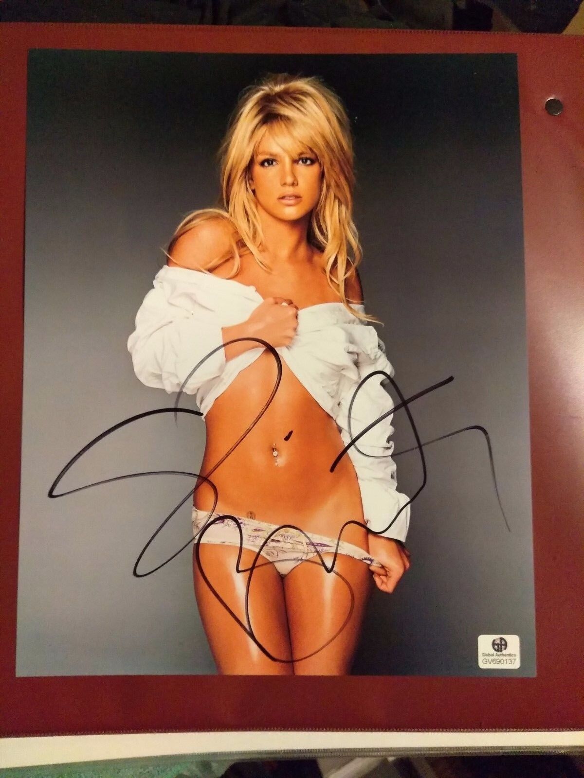 Britney Spears signed 8x10 COA GAI