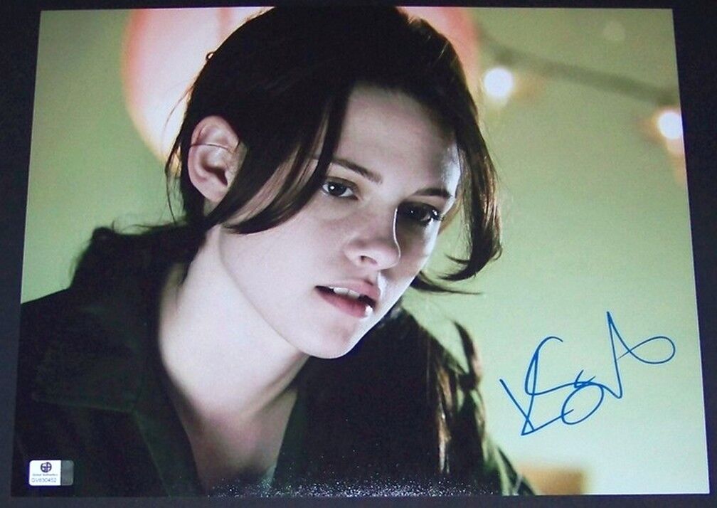 HOT NEW ITEM! Kristen Stewart Signed Autographed 11x14 Photo Poster painting Global GA GAI COA!