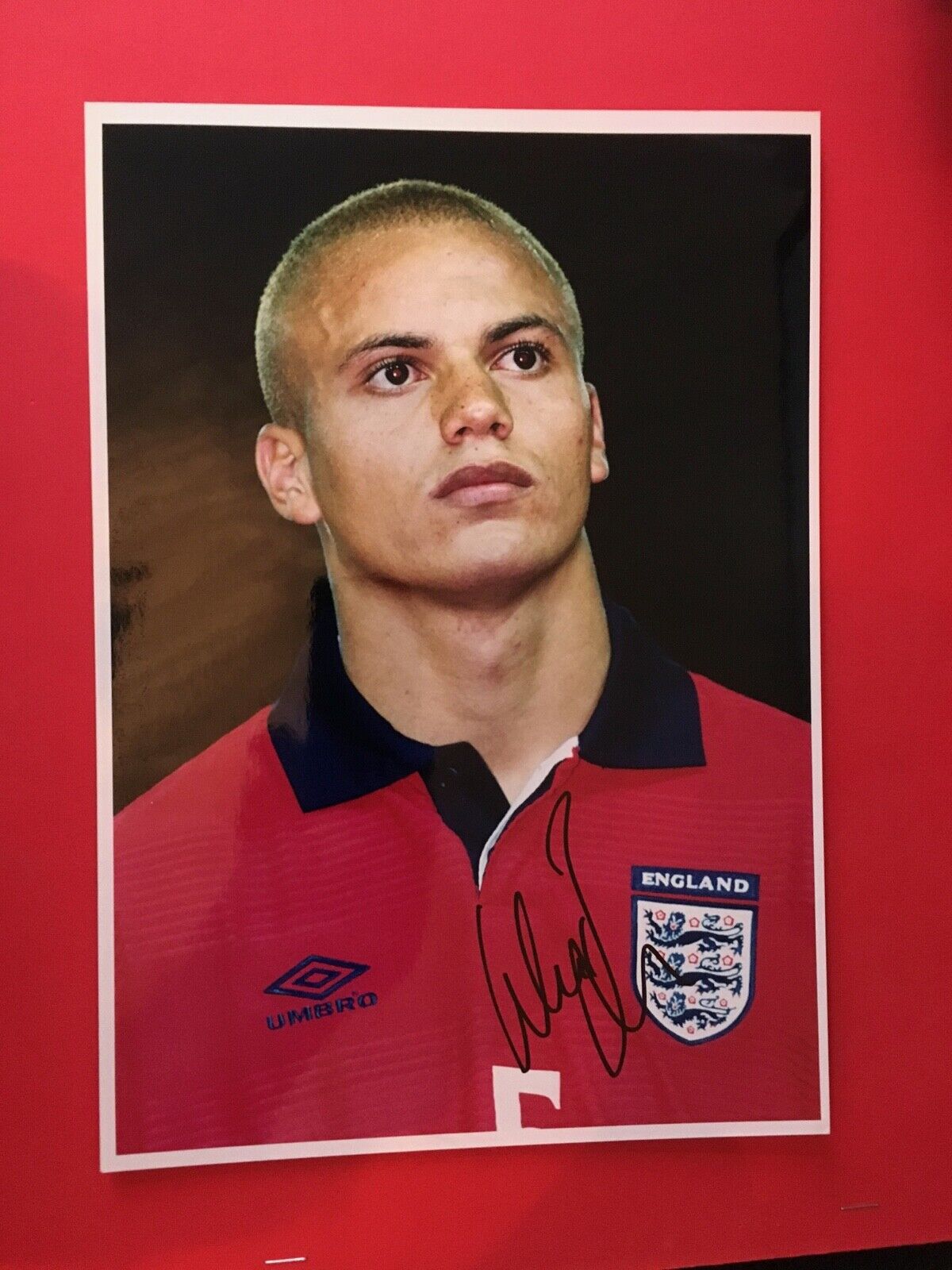 WES BROWN - ENGLAND INTERNATIONAL FOOTBALLER - SIGNED COLOUR Photo Poster painting