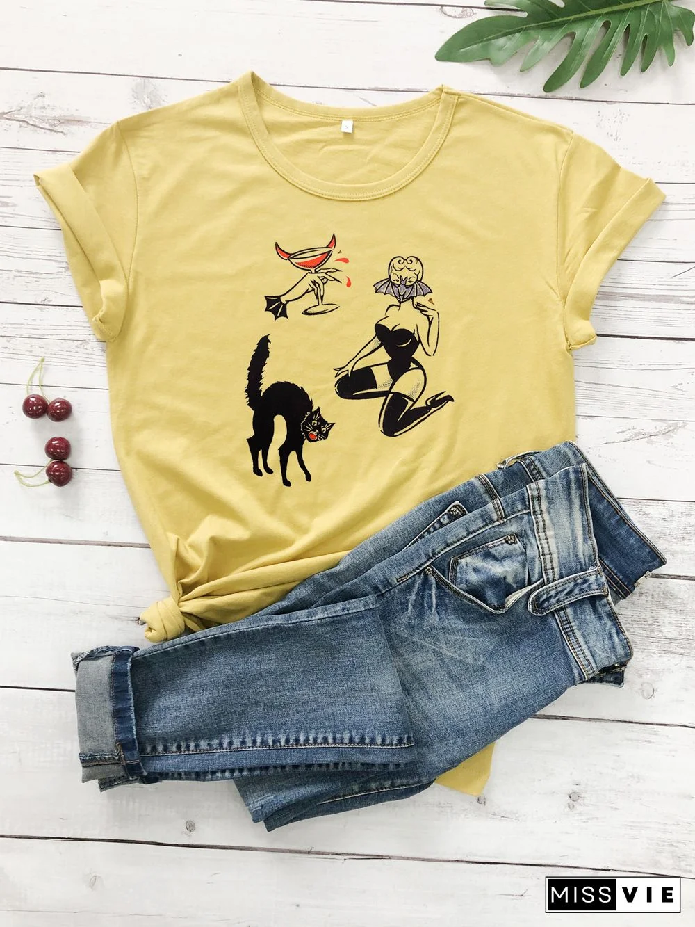 Colored BAT GHOUL RINGERGothic T-shirtWomen CottonFunnyStreetStyleGrungeGraphicCasual FashionUnisexTeeTopTshirt