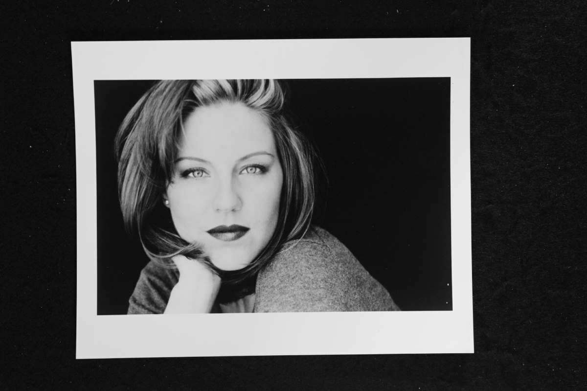 Andrea Parker - 8x10 Headshot Photo Poster painting - Jag