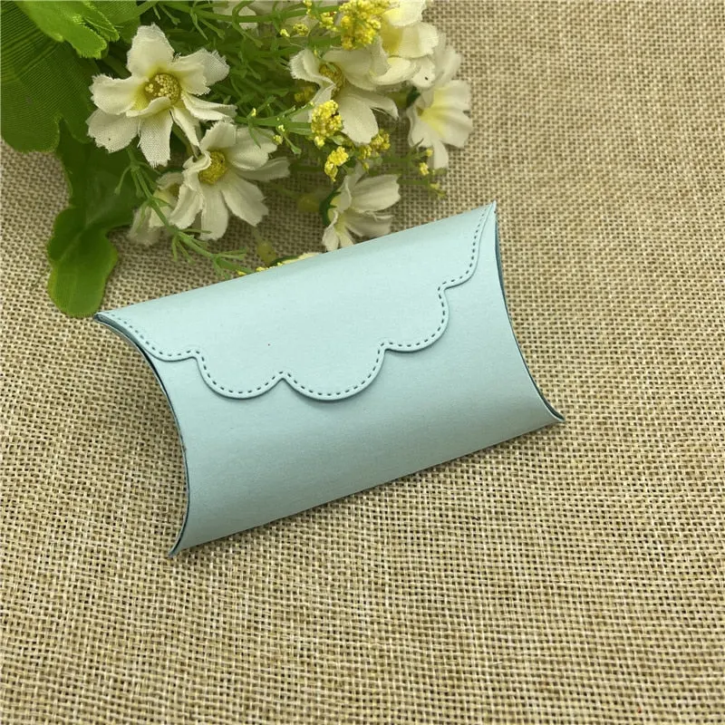 3D Pillow gift box Heart Metal Cutting Dies Stencils For DIY Scrapbooking Decorative Embossing Handcraft Template
