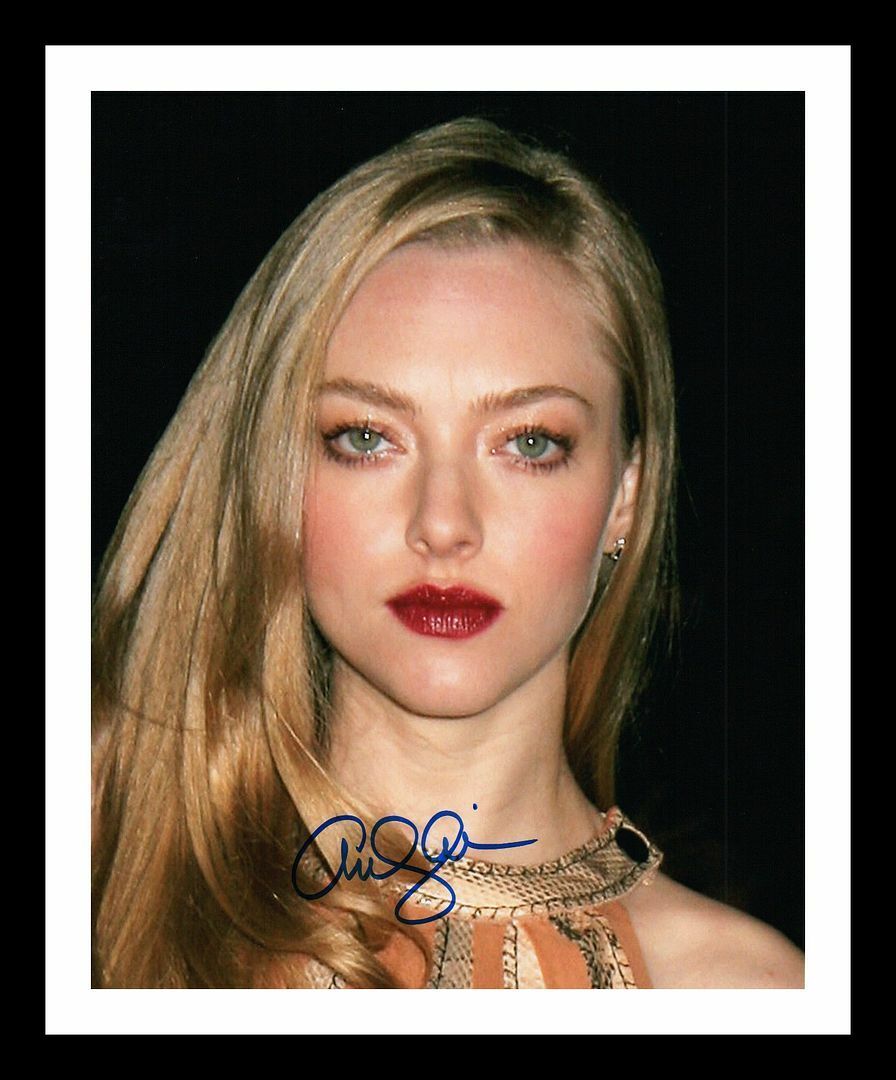 Amanda Seyfried Autograph Signed & Framed Photo Poster painting 1