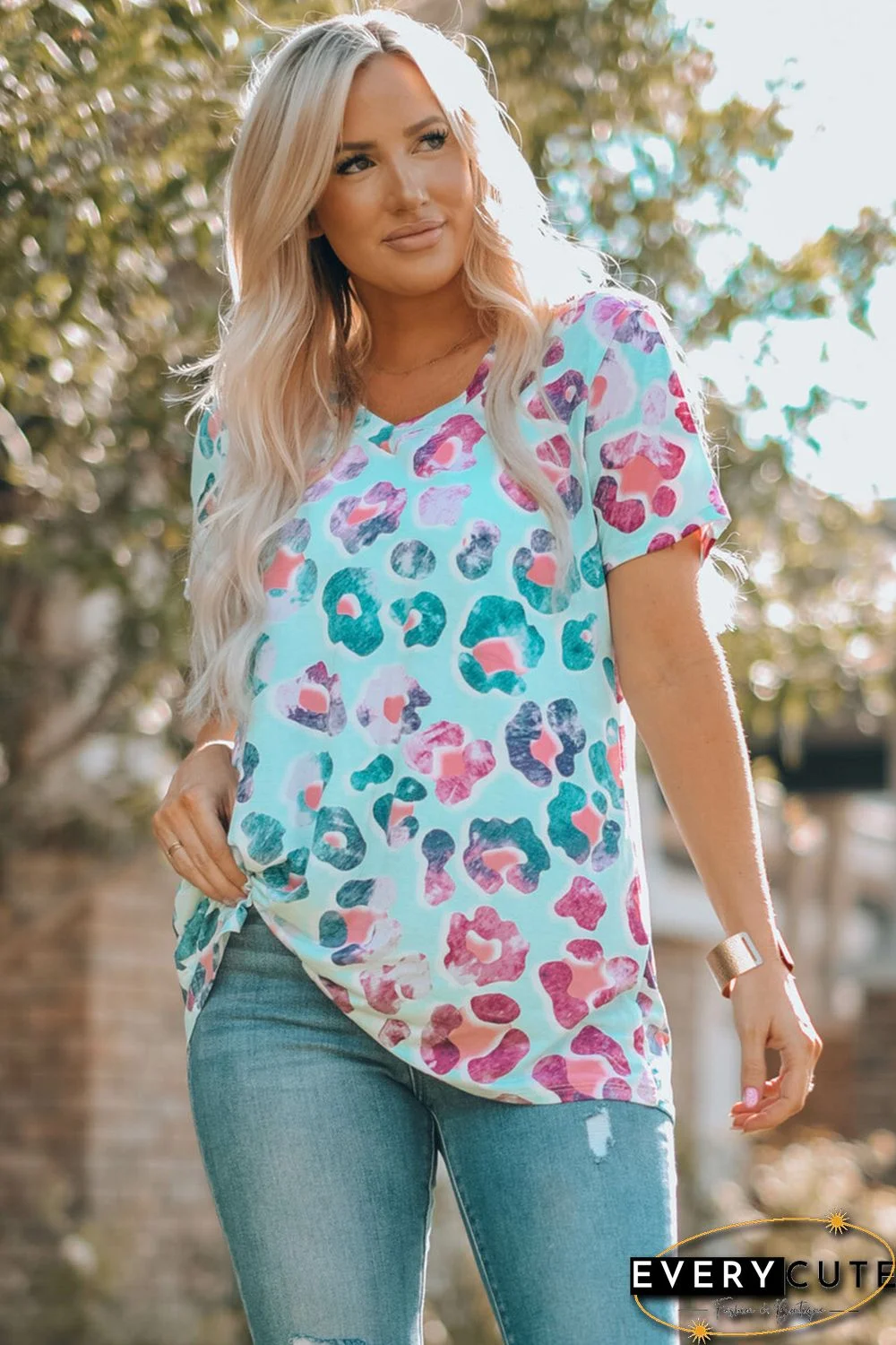 Leopard V Neck Short Sleeves T-Shirt