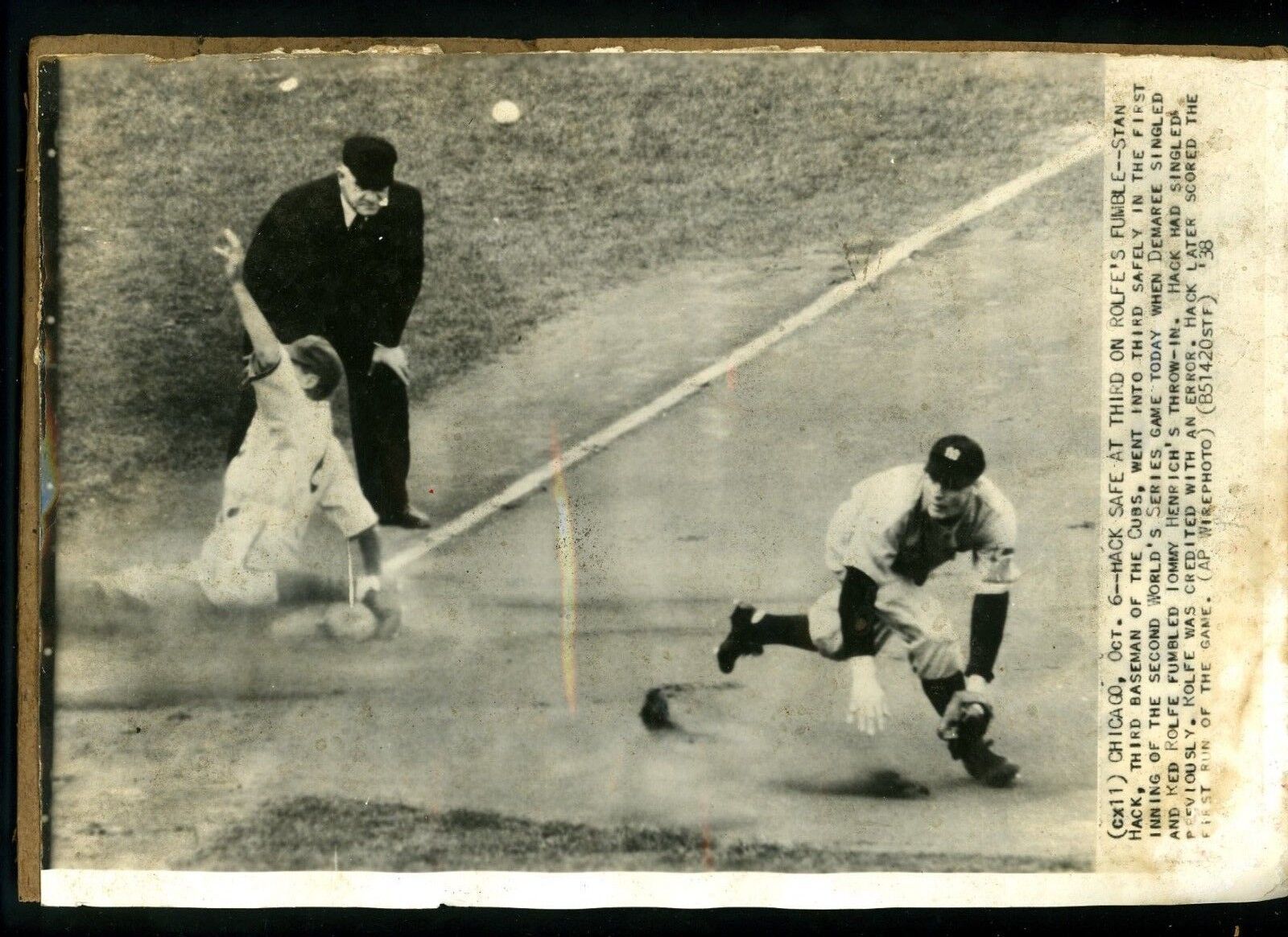 Stan Hack & Red Rolfe Game 2 1938 World Series Press Photo Poster painting Cubs Yankees