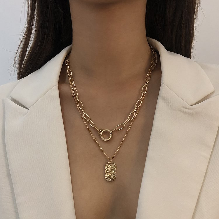 Geometric vintage necklace set
