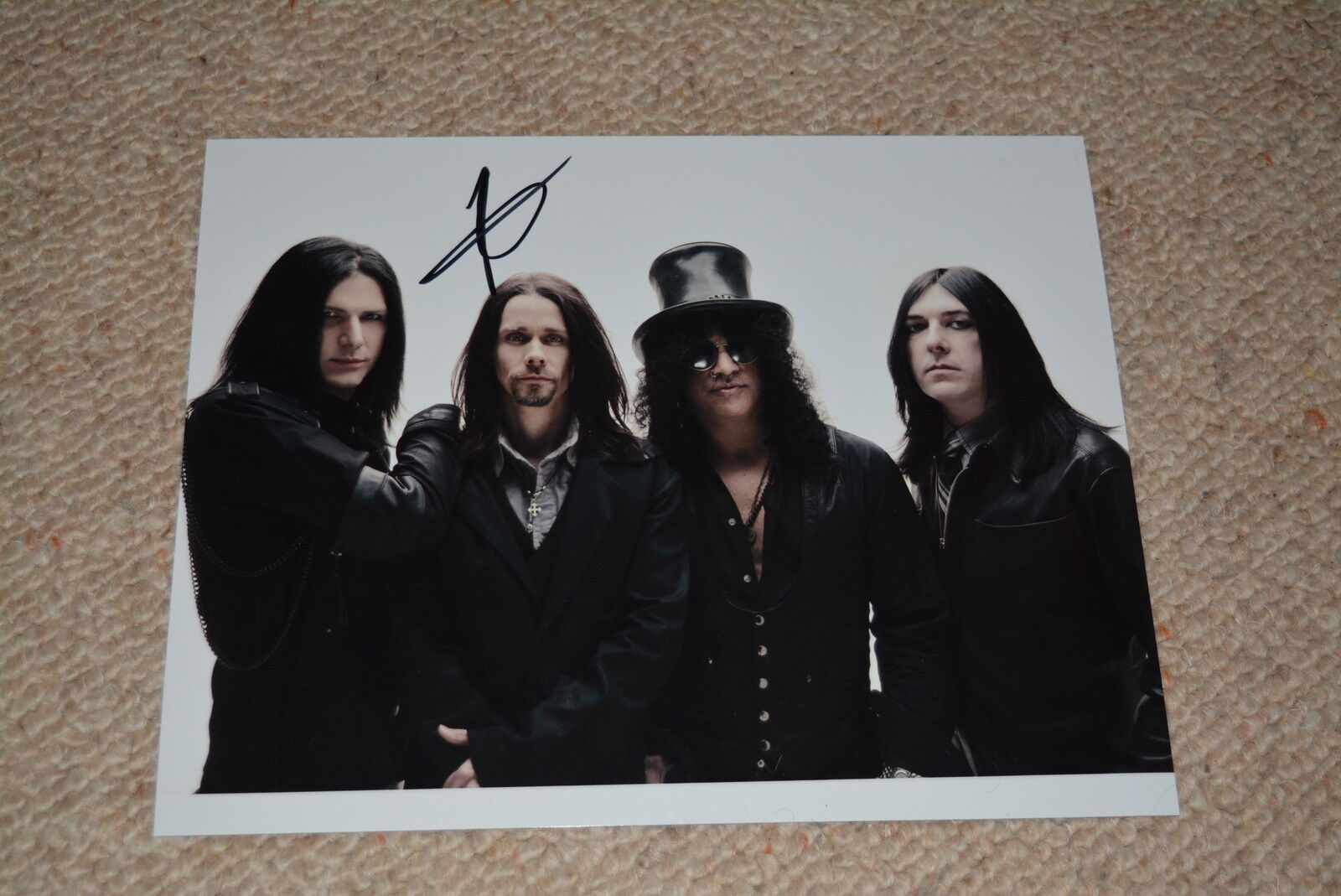 MYLES KENNEDY signed autograph In Person 8x10 (20x25 cm) ALTER BRIDGE , SLASH