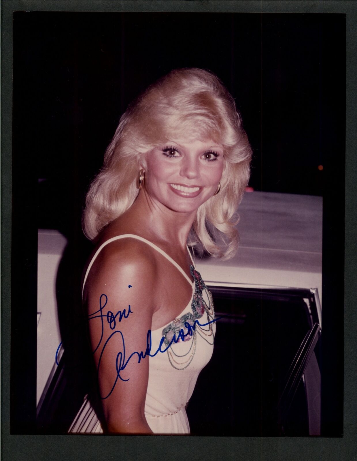 Loni Anderson - Signed Autograph Color 8x10 Photo Poster painting - WKRP in Cincinnati