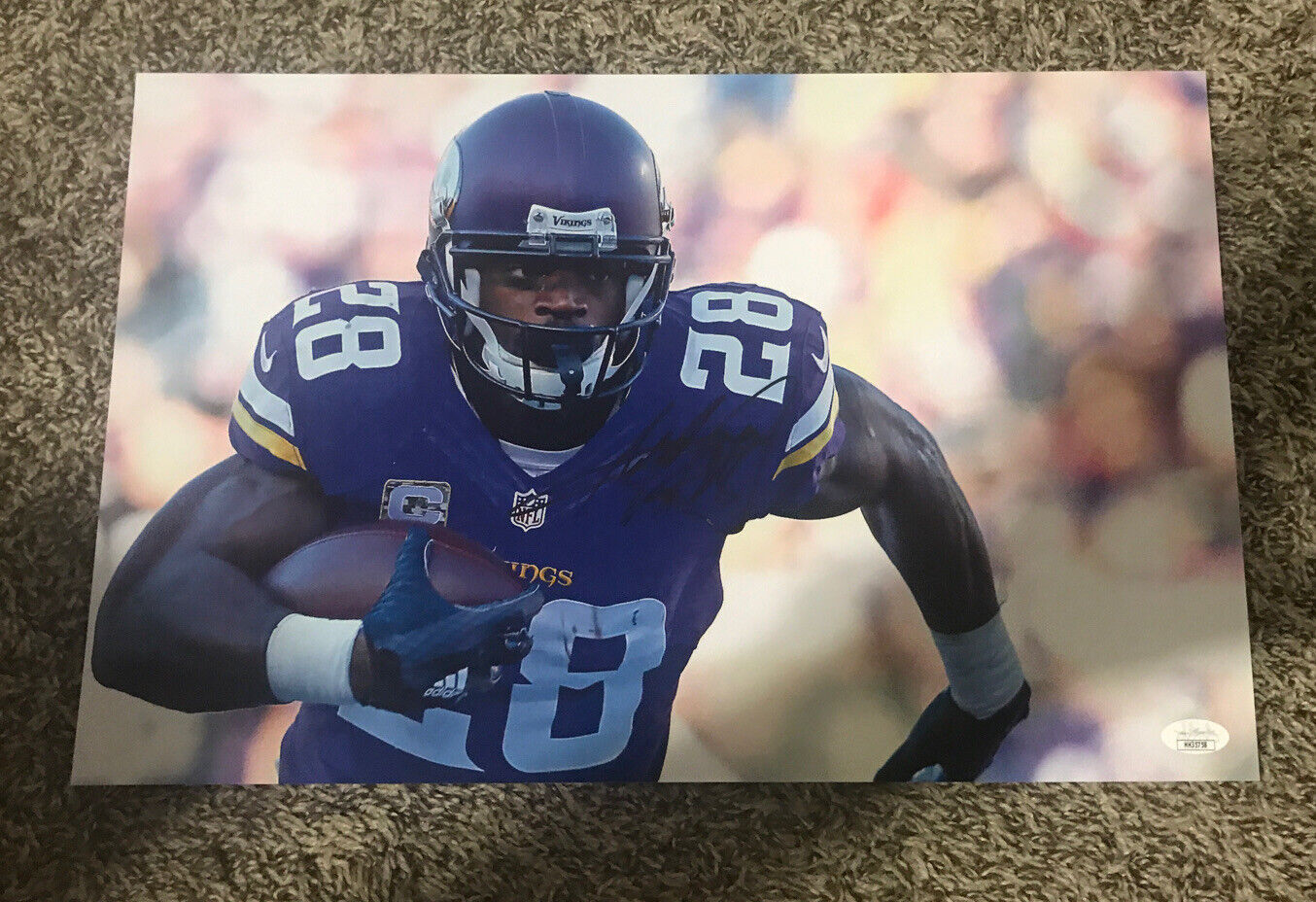 Adrian Peterson Vikings Autographed 11x17 Football Photo Poster painting JSA COA