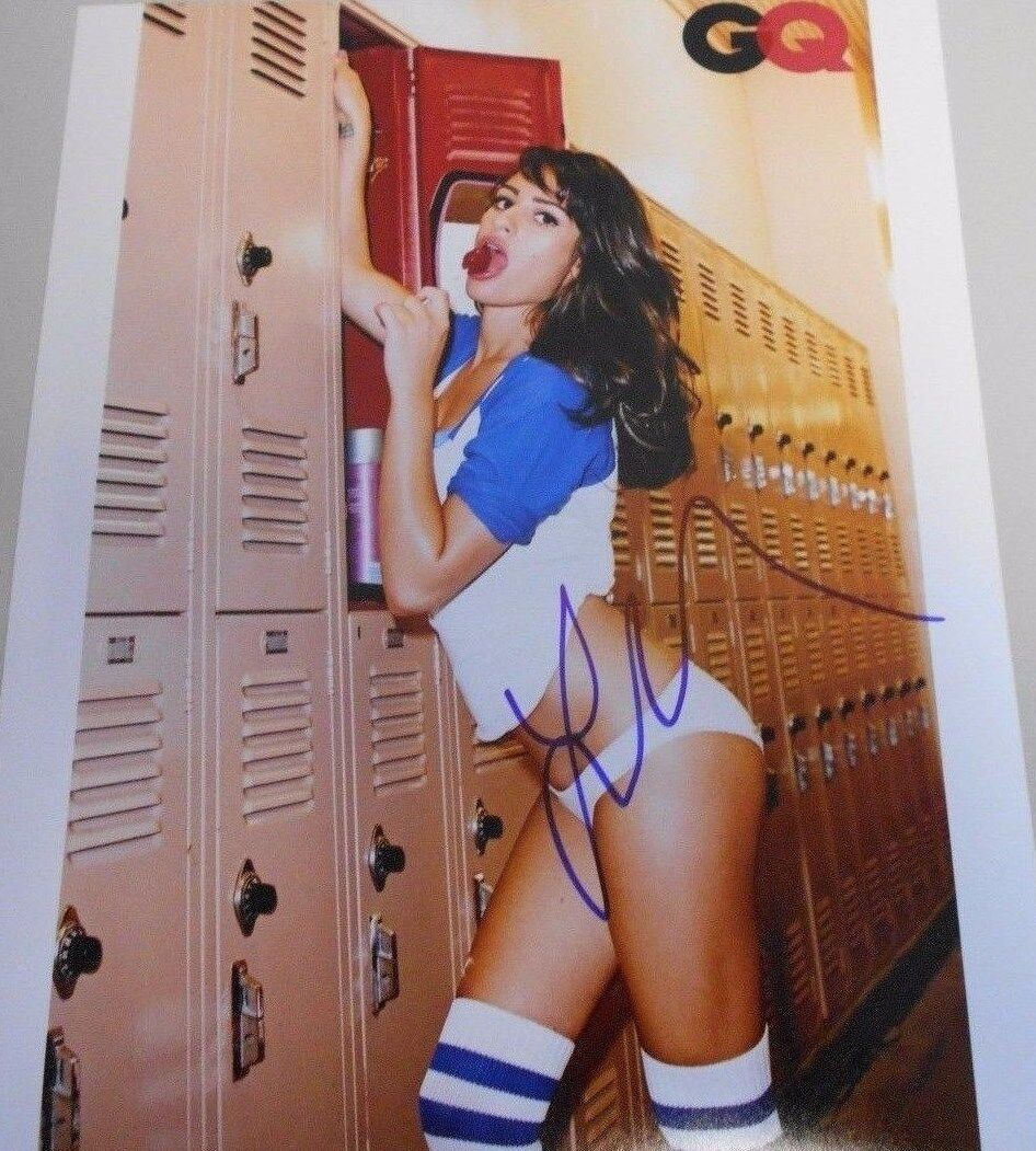 LEA MICHELLE - GQ Photo Poster painting * IN SCHOOL LICKING A LOLIPOP * SUPER SEXY * 8 X10