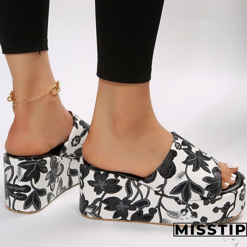 Black Patchwork Printing Round Out Door Wedges Shoes (Heel Height 2.36in)