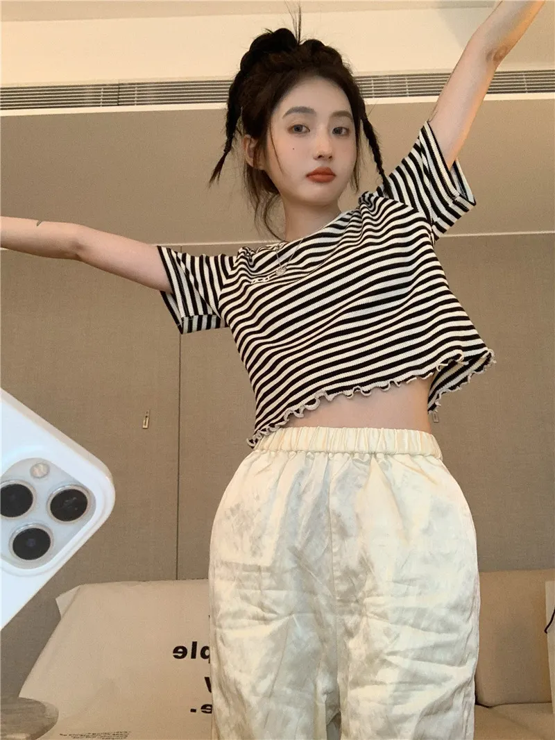 Brownm Brownm Striped Short-Sleeved T-Shirt Female Ins Tide Summer 2024 New Korean Version Design Sense Slim Short Student Jacket