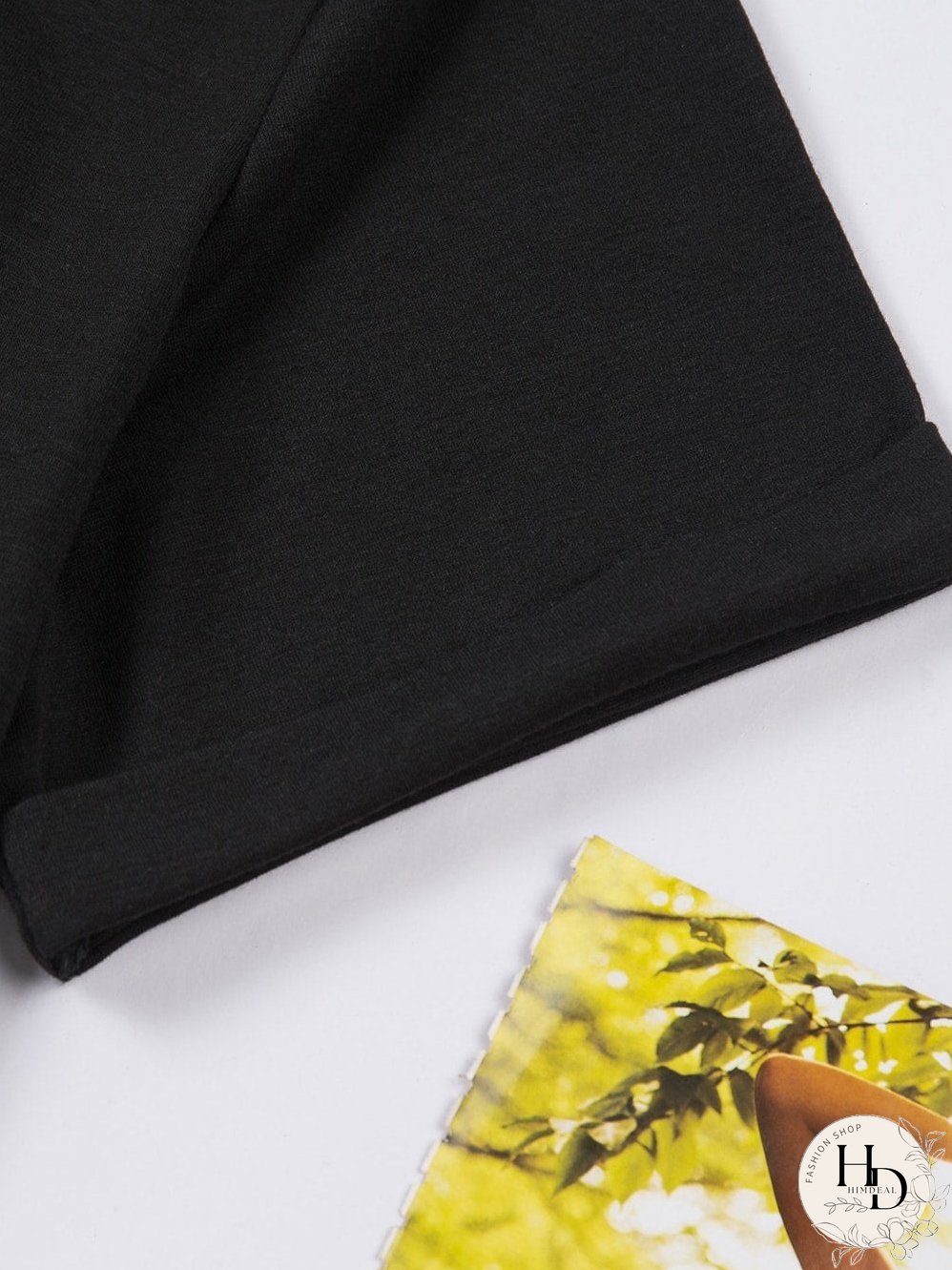Chic Black Round Neck Short Sleeve Tee