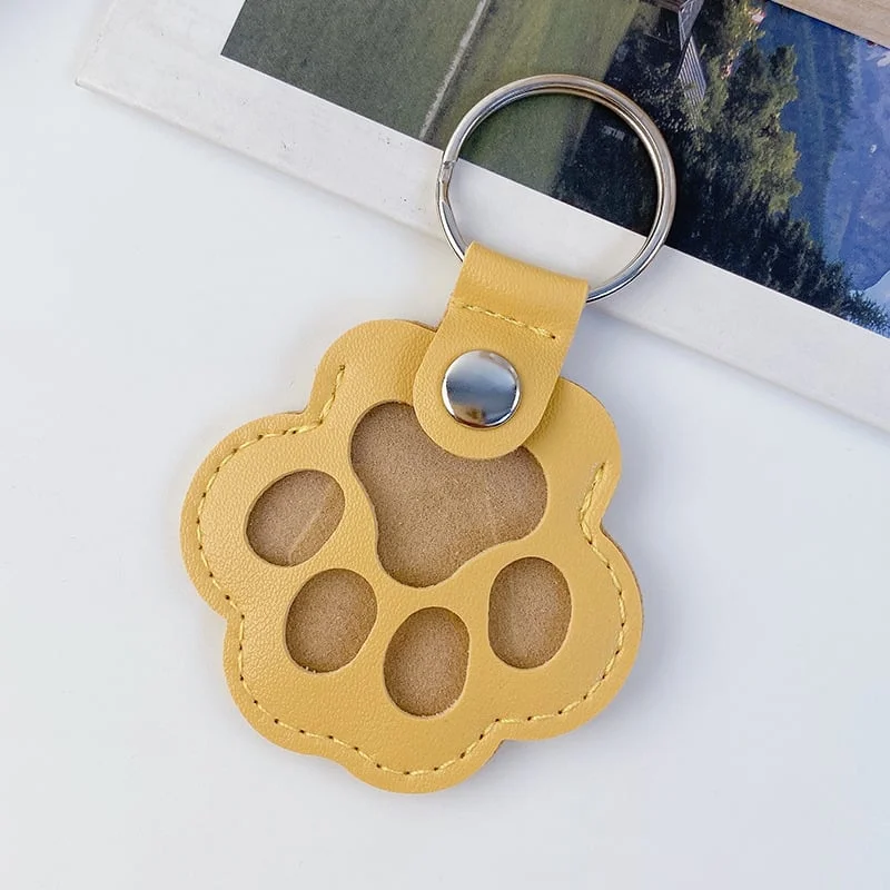 🔥LAST DAY 49% OFF - 🐾Pet Paw Shaped Leather Keychain