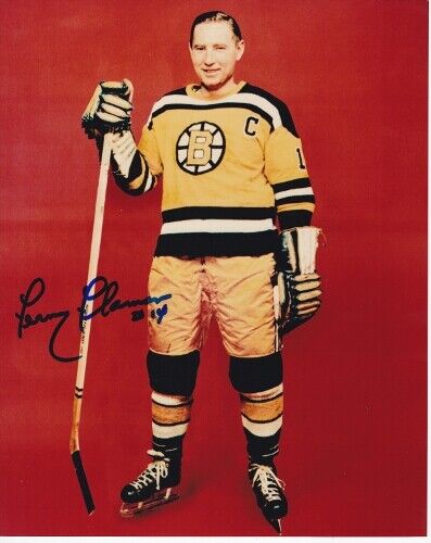 Fern Flaman Signed - Autographed Boston Bruins 8x10 inch Photo Poster painting - Hall of Famer