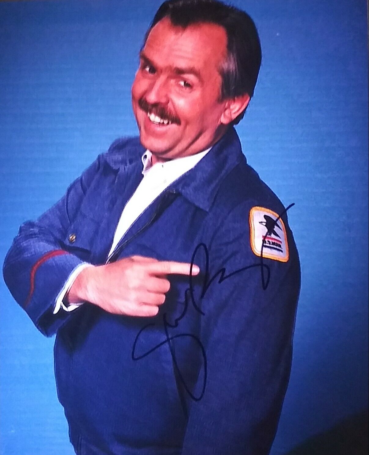 John Ratzenberger - Cheers - signed 8x10