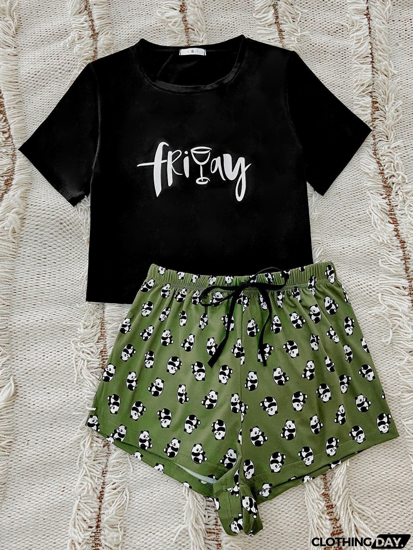 Graphic Tee and Panda Print Shorts Lounge Set