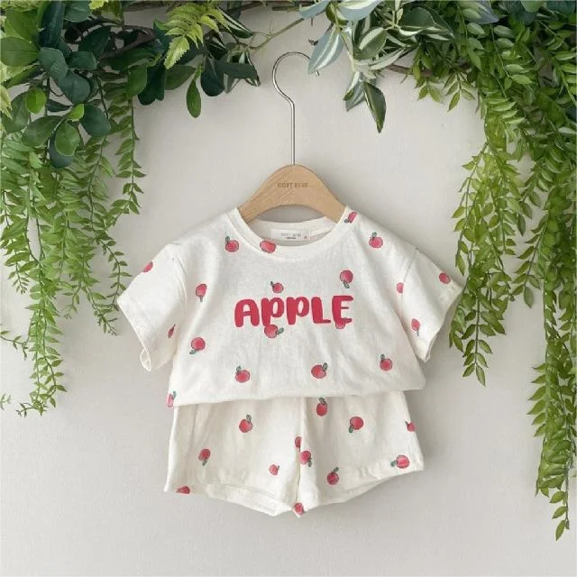 2pcs Baby Toddler Girl Apple & Pineapple Print Short Sleeve T-shirt and Shorts Set