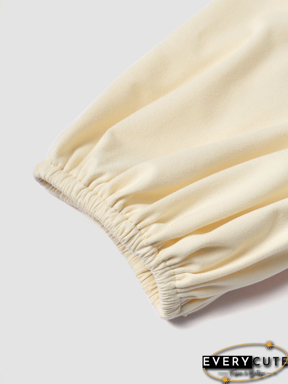 Solid Cut Out Twisted Short Sleeve V-neck Crop Top