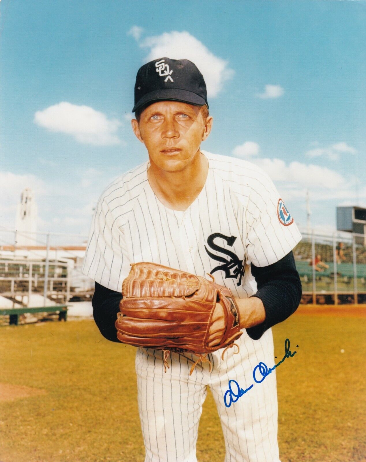 DAN OSINKI CHICAGO WHITE SOX ACTION SIGNED 8x10