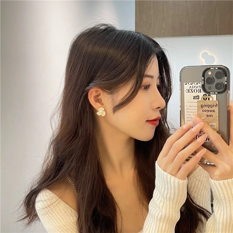 1 Pair Elegant Flower Alloy Artificial Pearls Earrings