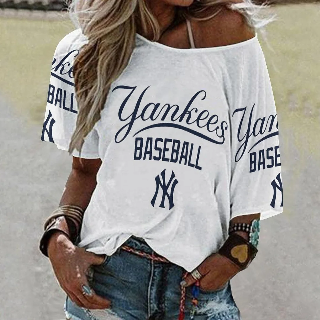 Shoulder Off  Loose Short Sleeve Casual T-shirt for Women Printed with Pattern ,Blue