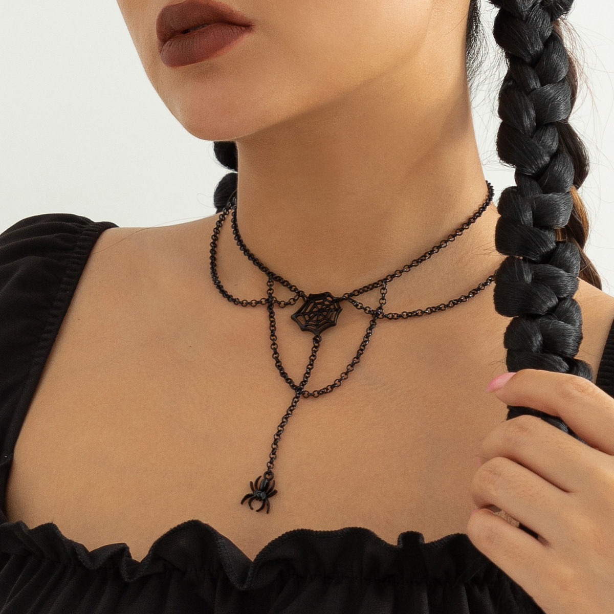 Elegant Black Tassel Necklace for Halloween - The Epitome of Fashion