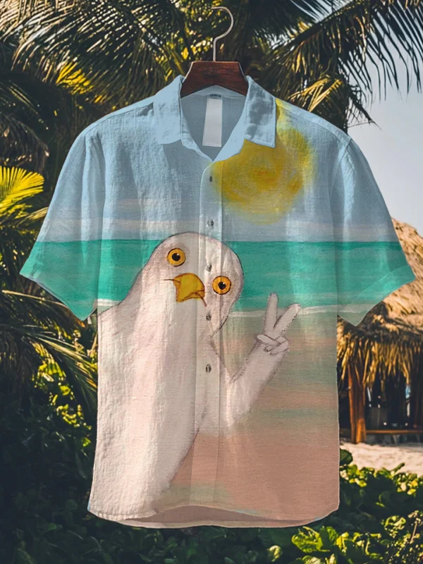Men's Chicken Taking Pictures At The Beach Print Short Sleeve Shirt