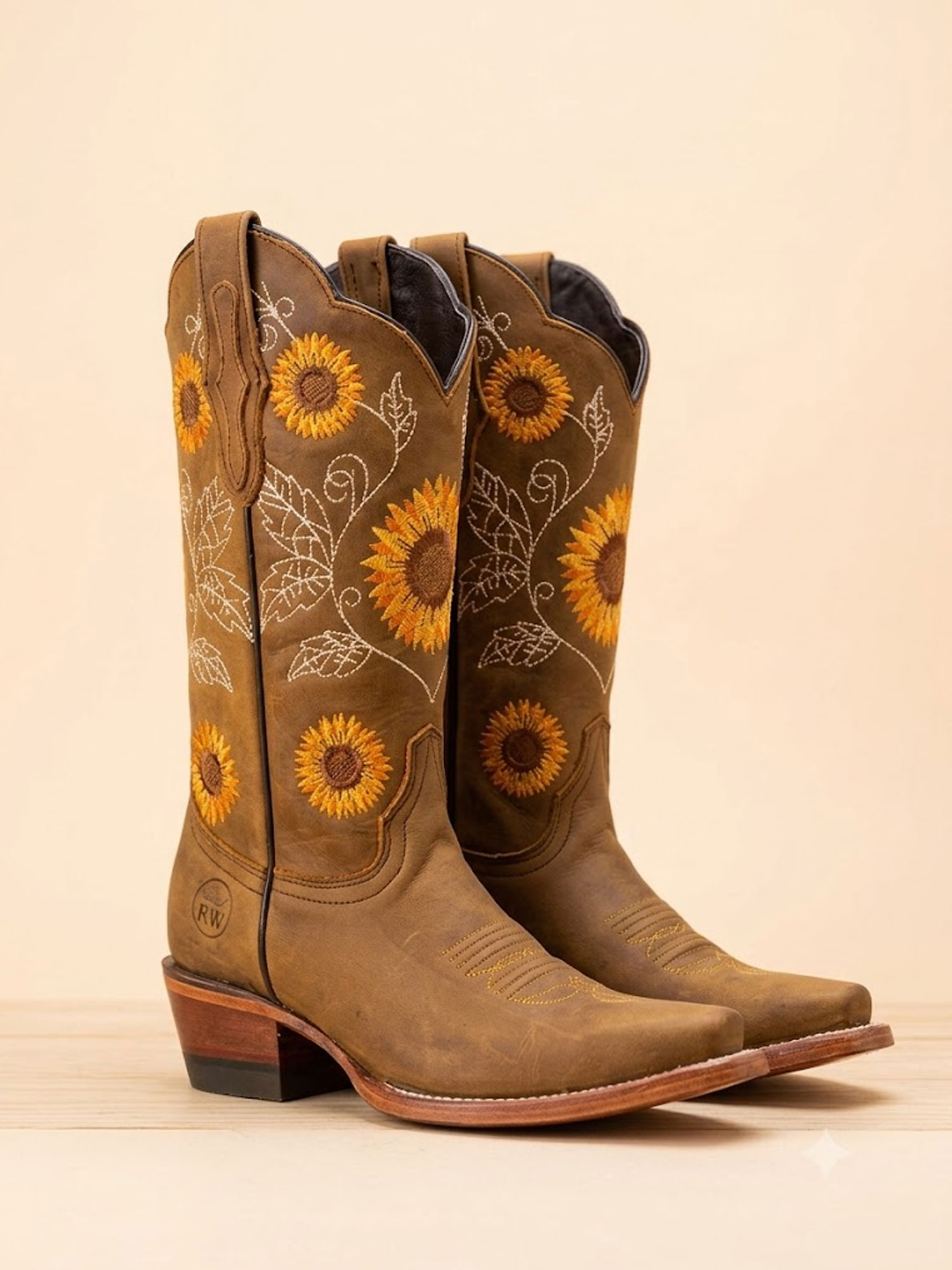 2026 Spring/Summer Women's Vintage Brown Sunflower Embroidered Breathable Genuine Leather Cowgirl Boots