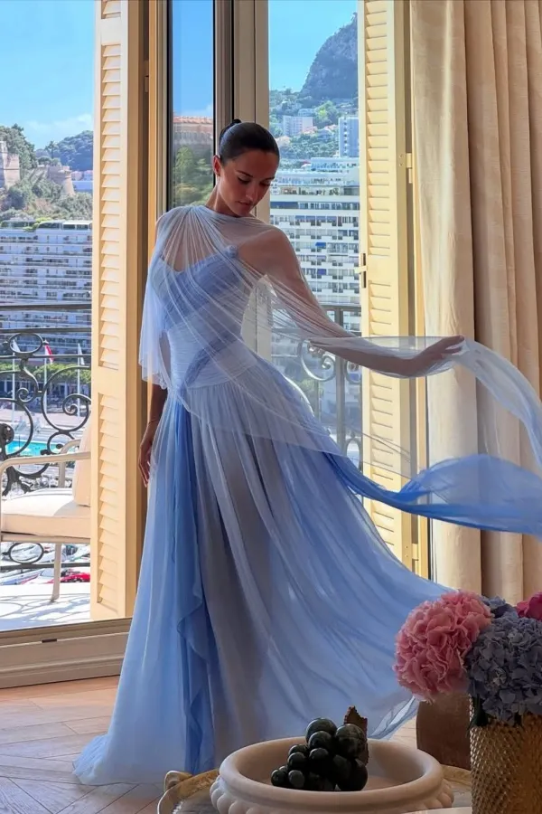 Lussooy Elegant Sleeveless Sweetheart Chiffon Pleated Prom Dress with Shawl 