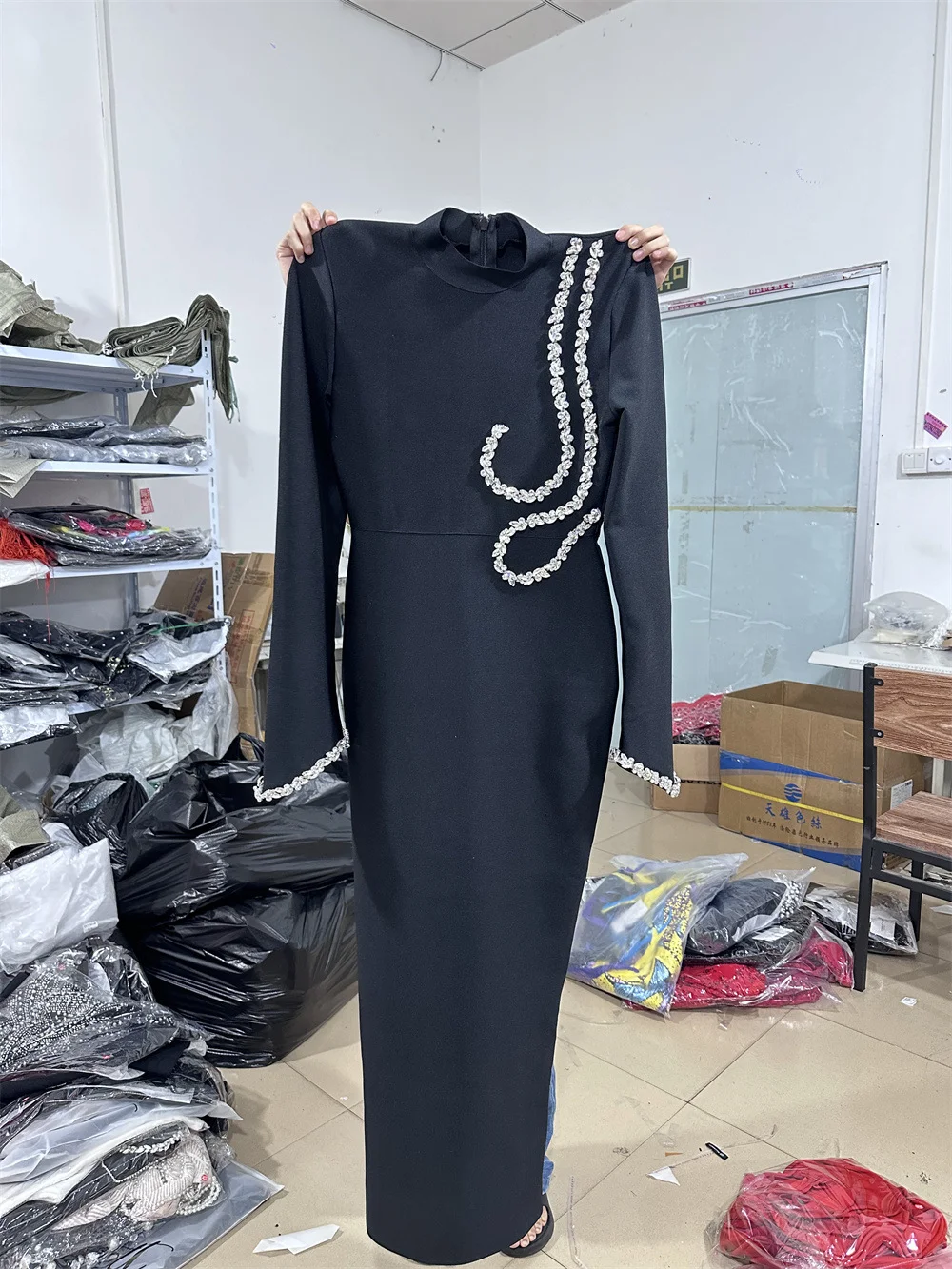 Zingj Elegant Bandage Dress Star With The Same Nail-Drilled Stage Party Round-Necked Ass Dress Lady