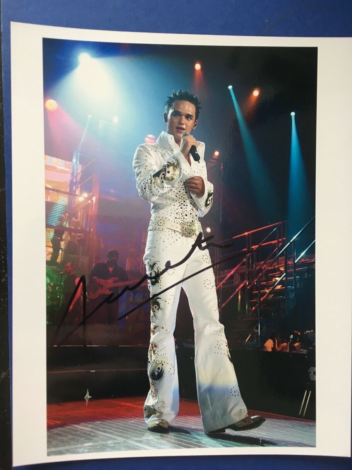 GARETH GATES - CHART TOPPING SINGER - EXCELLENT SIGNED IN CONCERT Photo Poster painting
