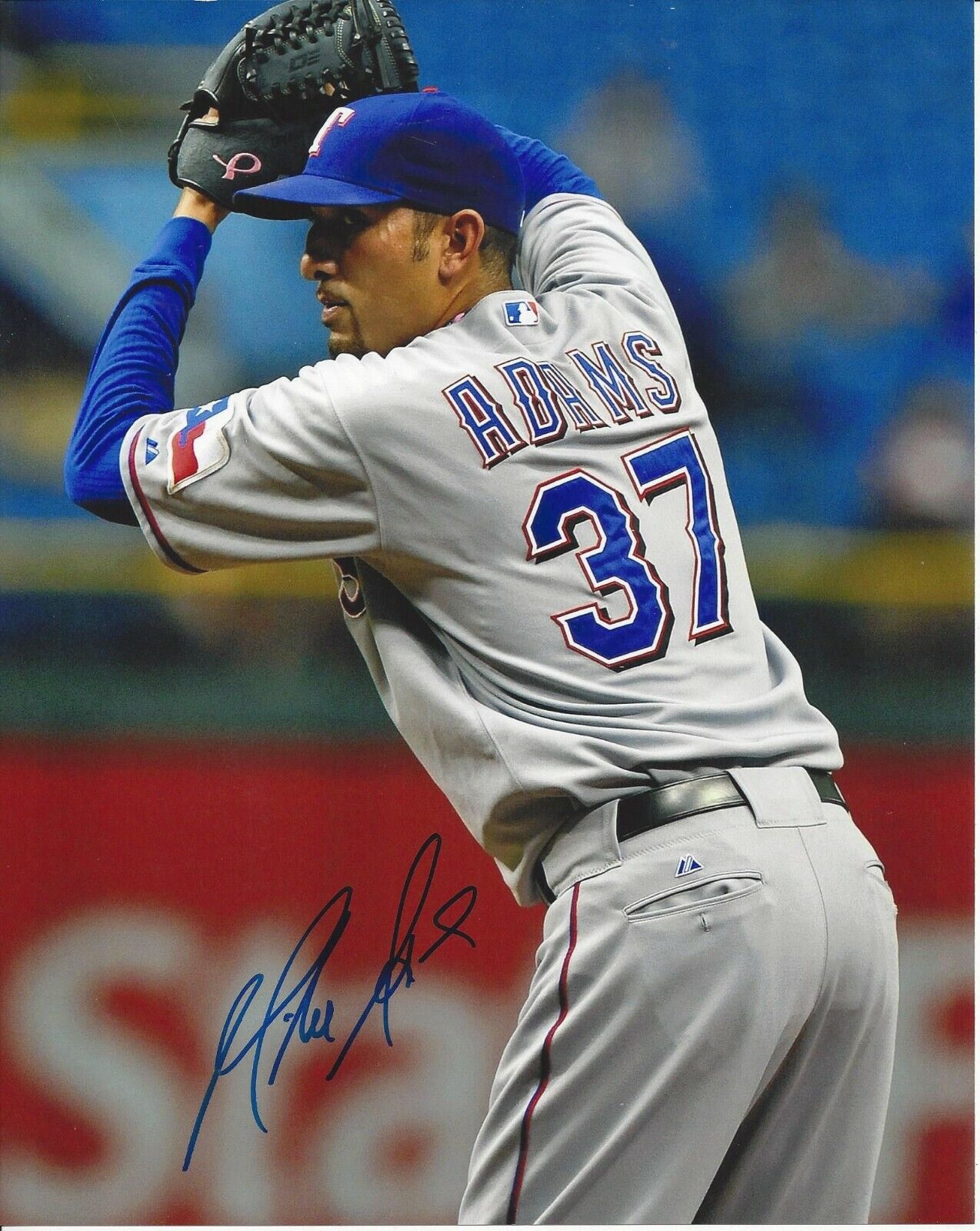 Mike Adams autographed 8x10 Texas Rangers#S871