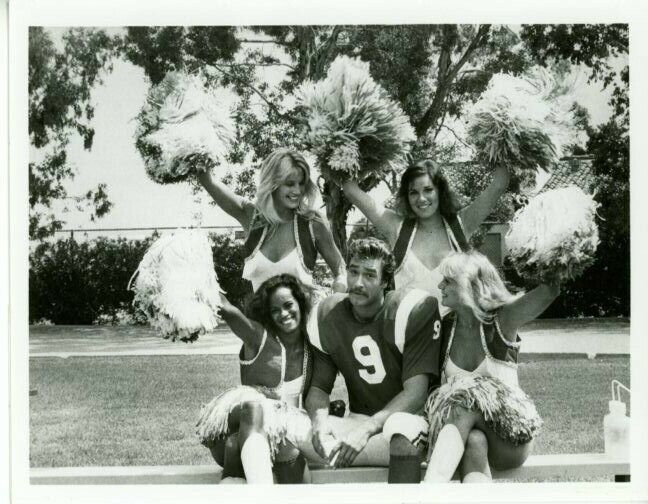 Lee Horsley Matt Houston Cheerleader football 1982 Original Press TV 7x9 Photo Poster painting