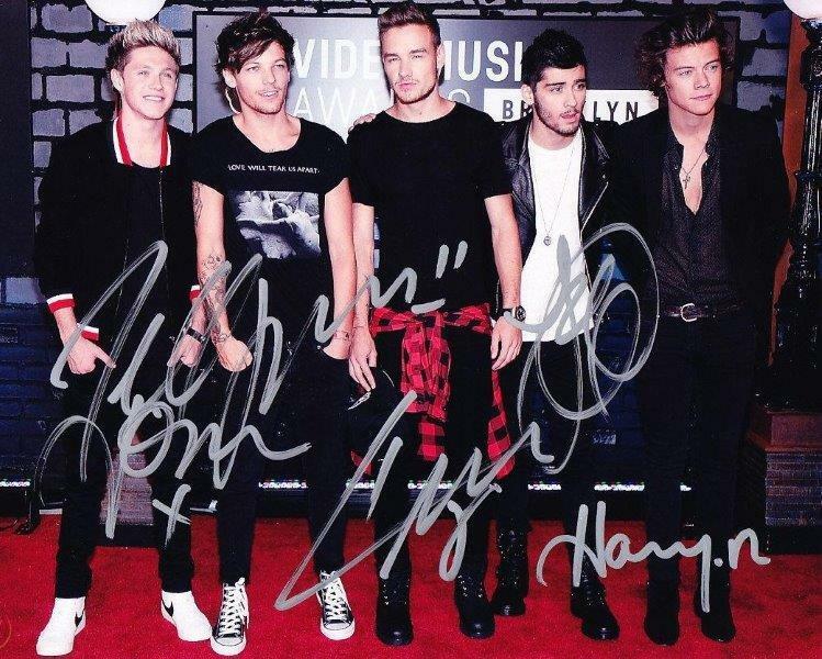 REPRINT - ONE DIRECTION Harry Styles Signed 8 x 10 Photo Poster painting Poster Man Cave