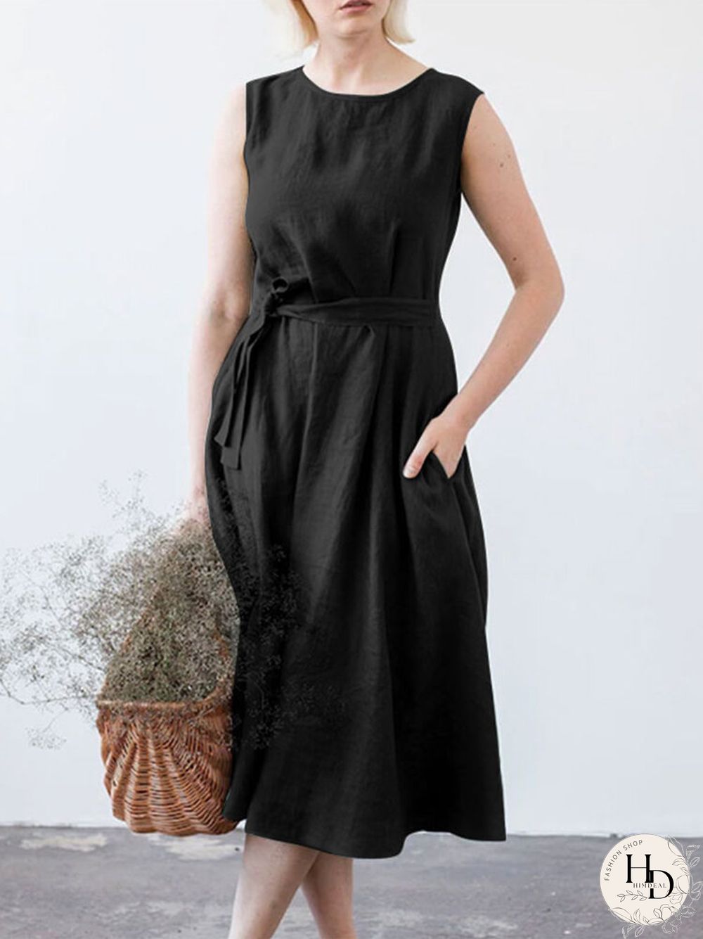 Solid Sleeveless Pocket Crew Neck Dress with Belt