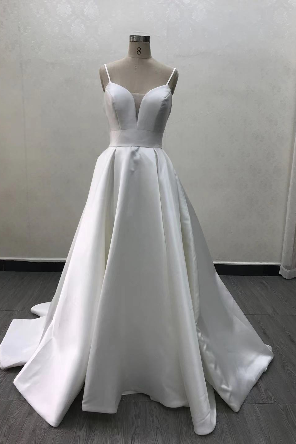 Oknass White A Line Taffeta Wedding Dress Sapghetti Strap With Bow