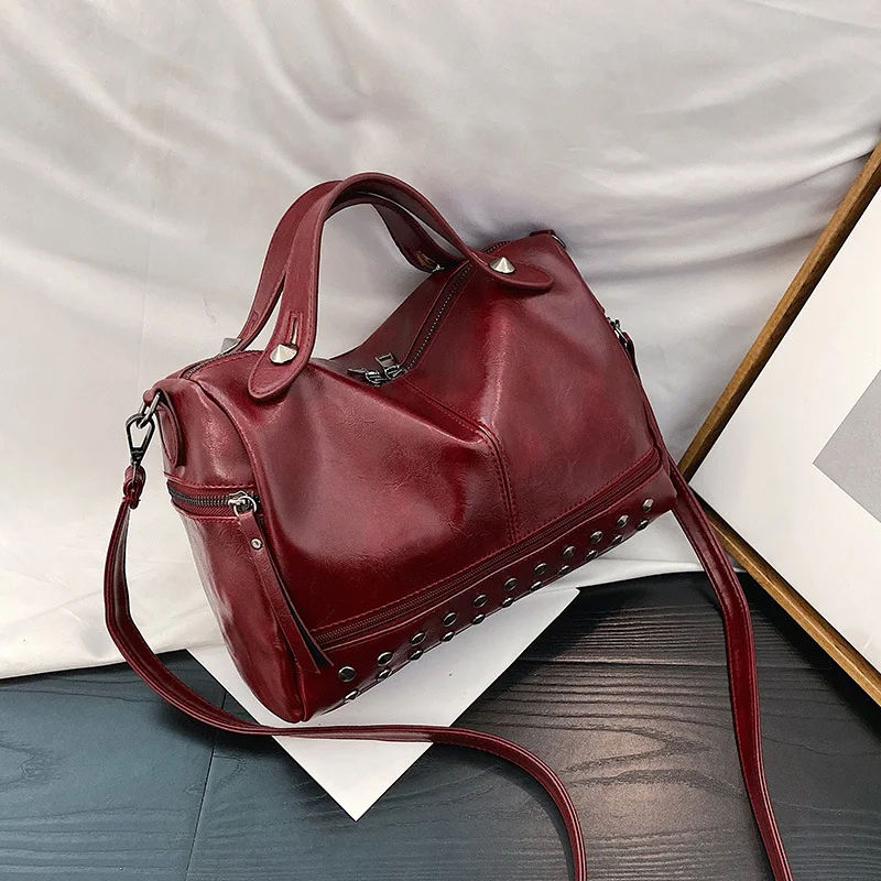 Single Shoulder Diagonal Bag Soft Leather