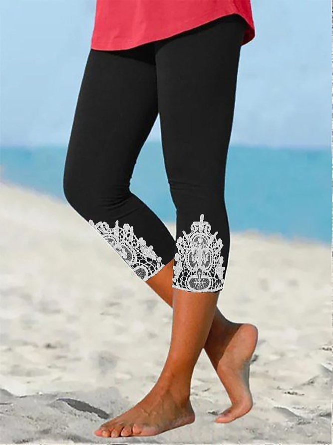 Women's Lace Print Capri Leggings